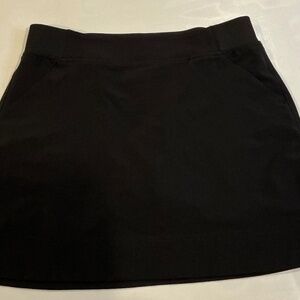 32 Degree Cool Skort black with pockets size M